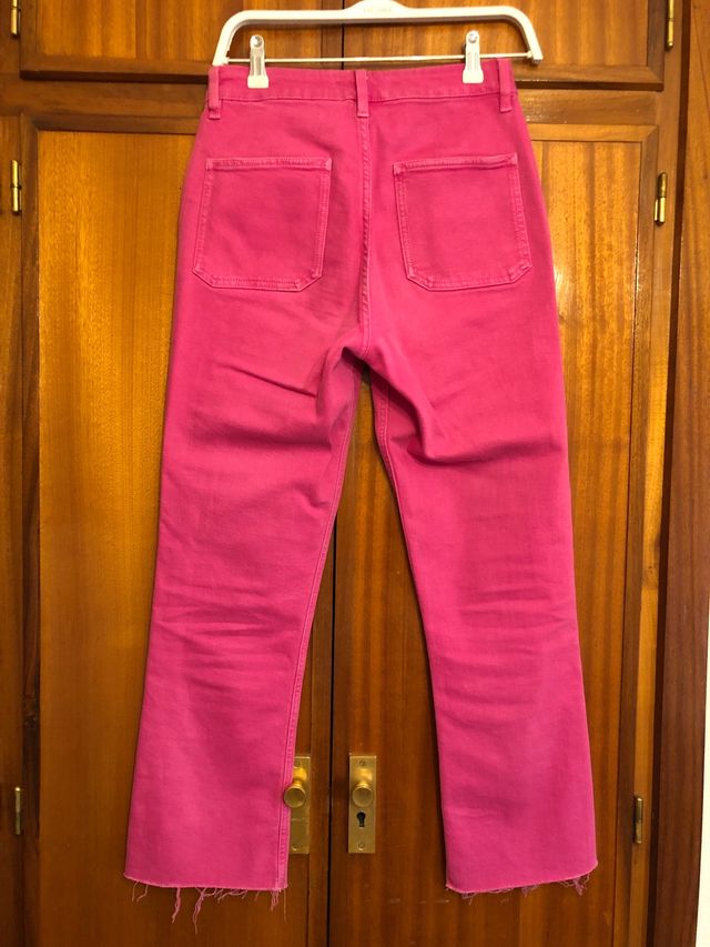Vaqueros fucsia Zara