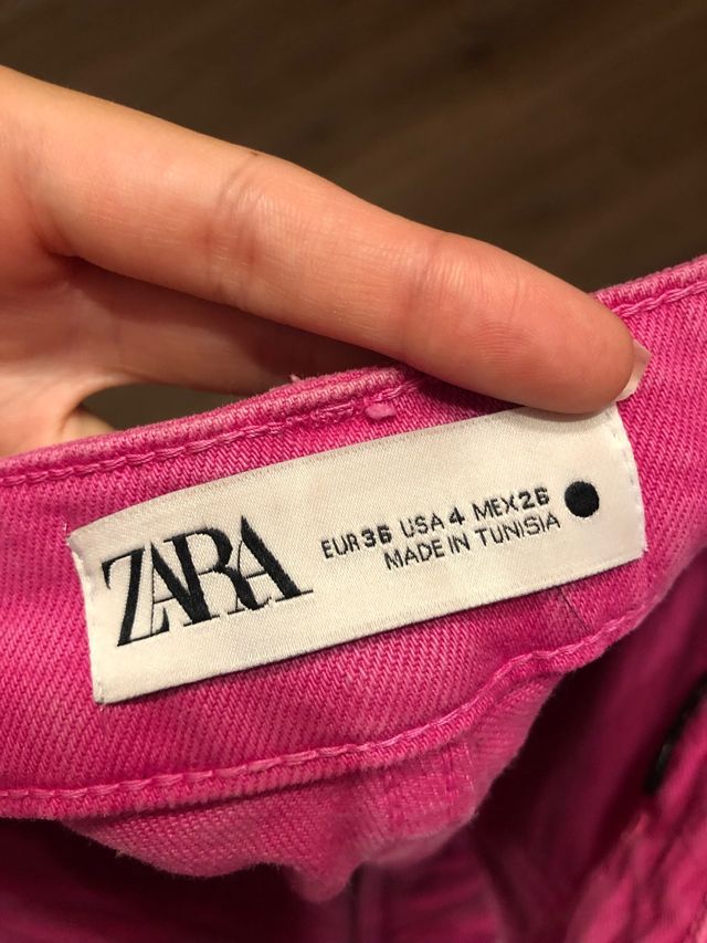Vaqueros fucsia Zara
