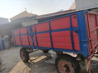 Remolque NO basculante!