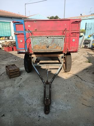 Remolque NO basculante!