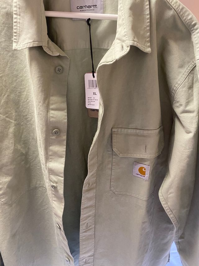 Cazadora marca Carhartt  Nueva con etiquetas  