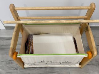 Perchero y baul madera infantil