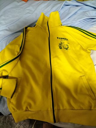 chaqueta vintage Vespa amarilla y verde talla XL