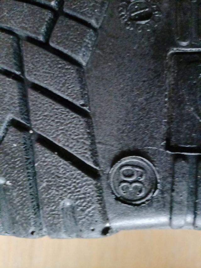 BOTAS NEGRAS DE TRABAJO TALLA 39