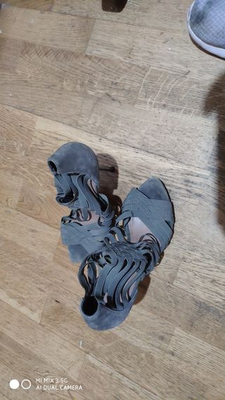 zapatos de tacón