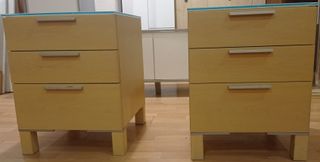 2 mesitas de noche PRECIO LAS DOS JUNTAS