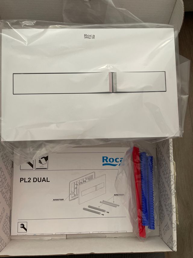 Placa accionamiento wc suspendido Roca