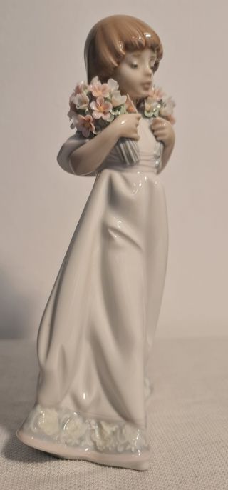 Figura Lladró ”Ramos de primavera”