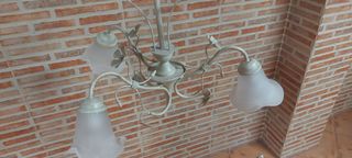 lámpara y barra cortinas