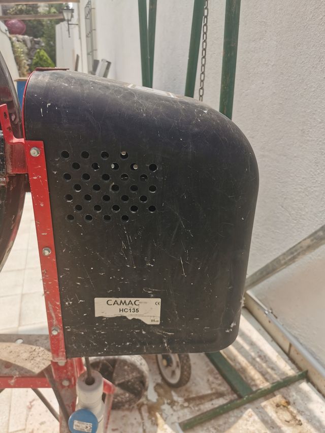 Hormigonera CAMAC HC - 135