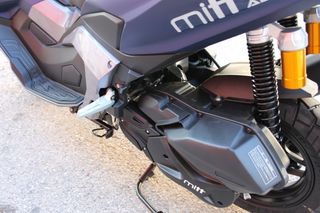 MITT ADV 125