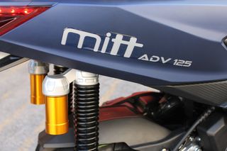 MITT ADV 125