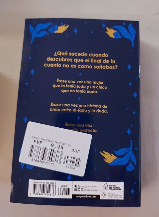 Libro,Un Cuento Perfecto, Elisabet Benavent. 