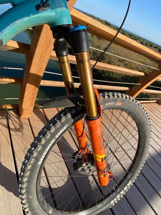 Se vende Bicicleta Commencal Clash tope de gama