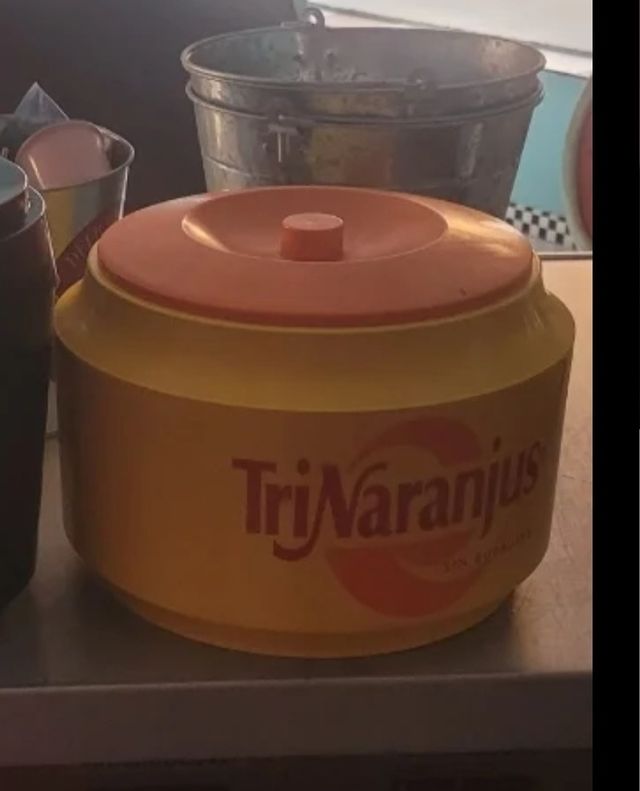 Cubitera Retro Bar Restaurante