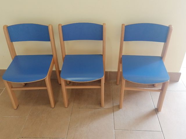 Sillas infantiles de madera maciza