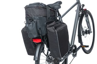 Bolsa alforjas para portabultos