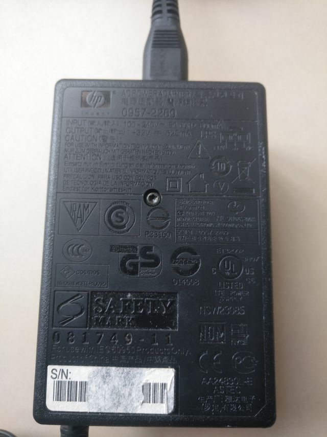 Adaptador-transformador, HP ordenadores y demas