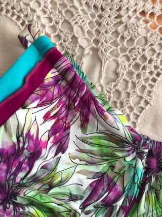 Bikini, marca Elena Bay, talla L y M