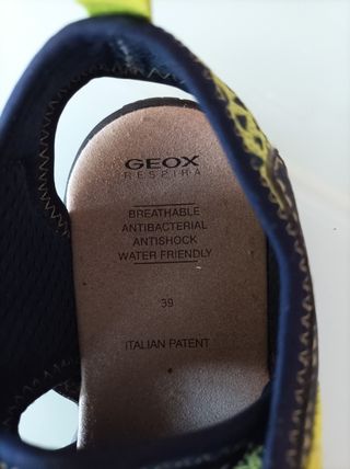 Sandalias punta cerrada Geox talla 39