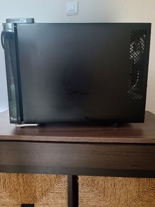 NEVERA DE VINIS O VINOTECA