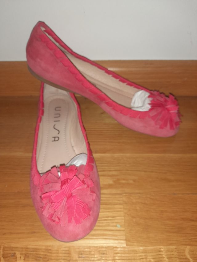 Bailarinas de UNISA color coral