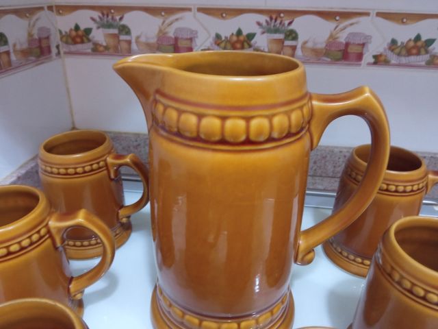 Juego de jarras de cerveza vintage