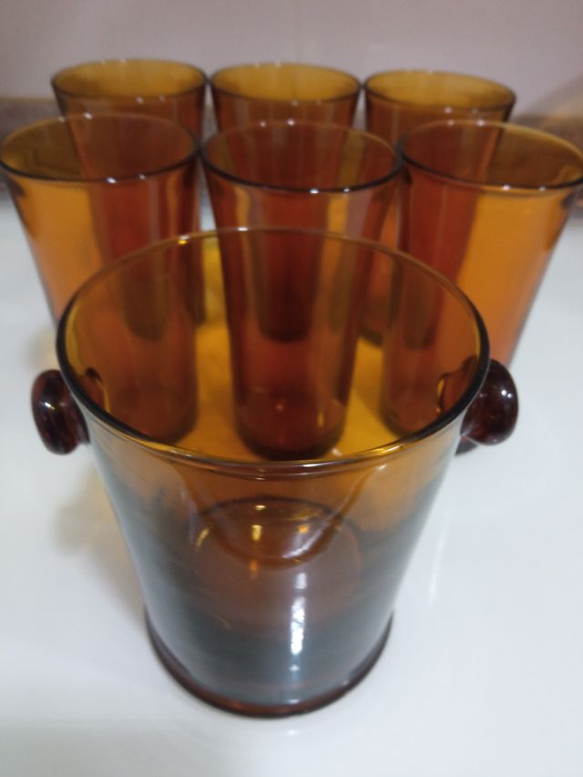Juego de cubitera con 6 vasos de tubo vintage