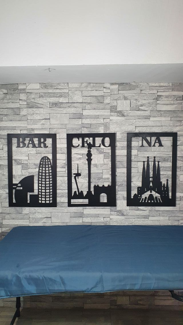 Cuadro en 3 partes Barcelona. En madera