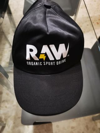 gorra negra 