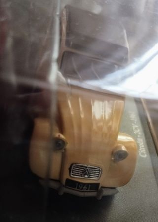 CITROËN 2CV. ESCALA 1:43. NUEVO.
