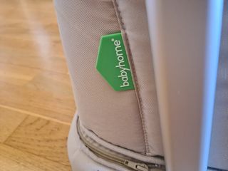 Mini cuna balamcín marca Babyhome