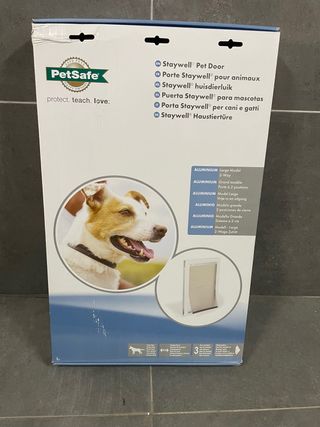 Puerta Staywell para mascotas.
