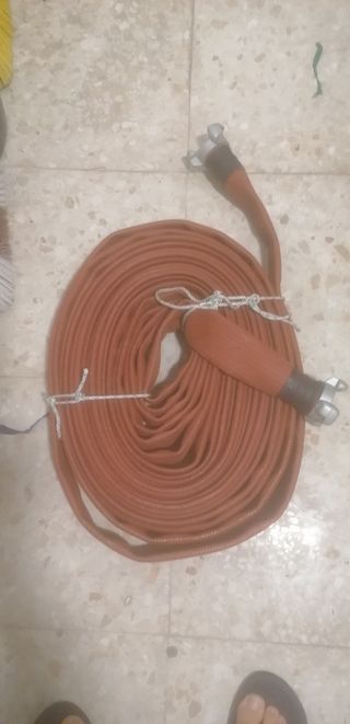 Manguera CI de caucho, lanza y válvula de bronce