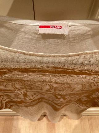 camiseta Prada