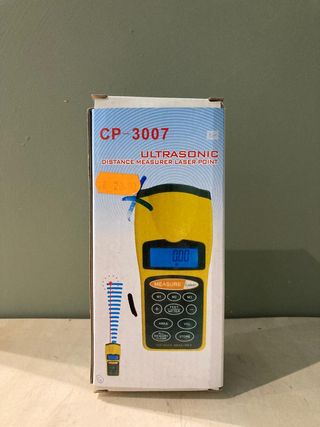 Misuratore ultrasonico laser