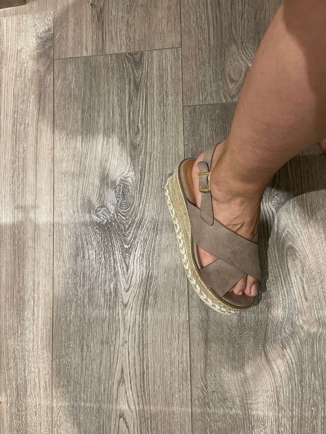 Sandalias con cuña y plataforma