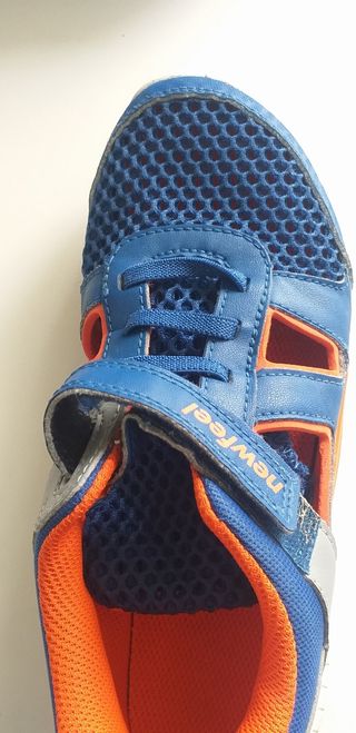 zapatillas para campamento.