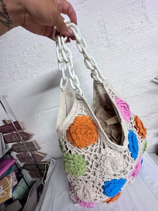 Bolso GANCHILLO NUEVO STRADIVARIUS