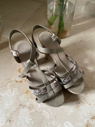 Zapatos tacón