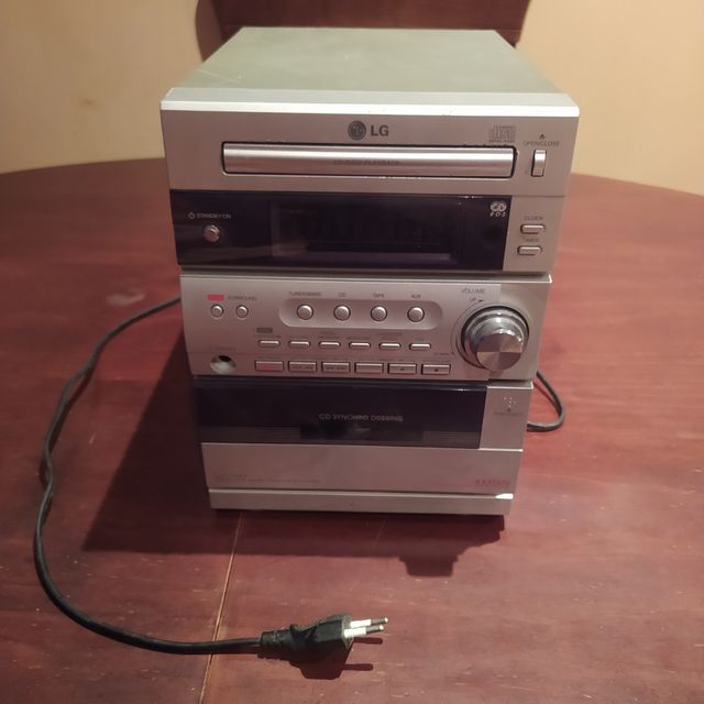 Mini cadena de música LG