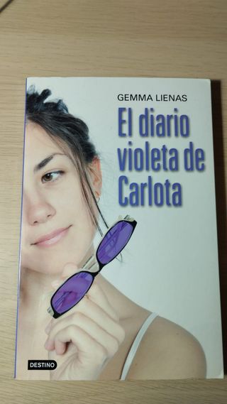 EL DIARIO VIOLETA DE CARLOTA