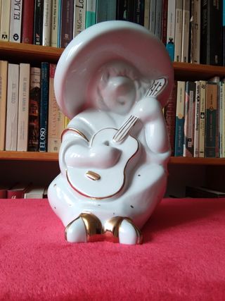 Figuras porcelana NADAL (Valencia) pintado de oro