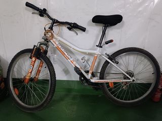 Bicicleta juvenil Rockrider RR 50 24''