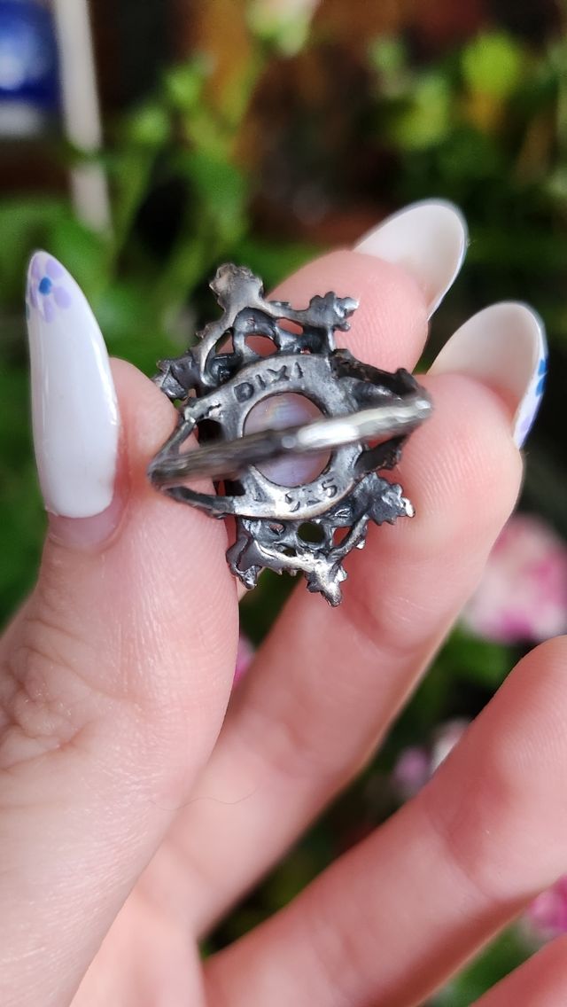 Anello con pietra di luna