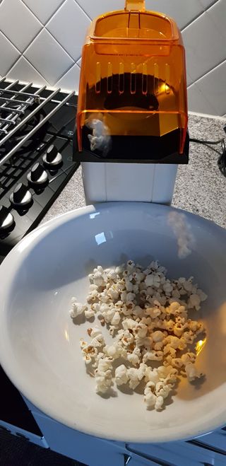 apparecchio elettrico per popcorn