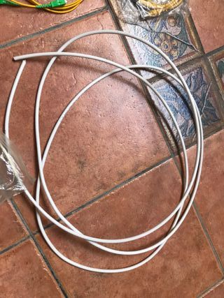 Lote de cables fibra óptica, dsl, puertos, tv…