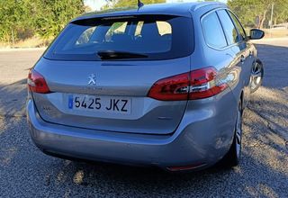 Peugeot 308 2016