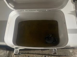 Maleta moto antigua.