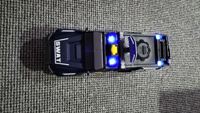 𝘾𝙊𝘾𝙃𝙀 𝙋𝙊𝙇𝙄𝘾𝙄𝘼 𝘾𝘼𝙎𝙄 𝙉𝙐𝙀𝙑𝙊 15€